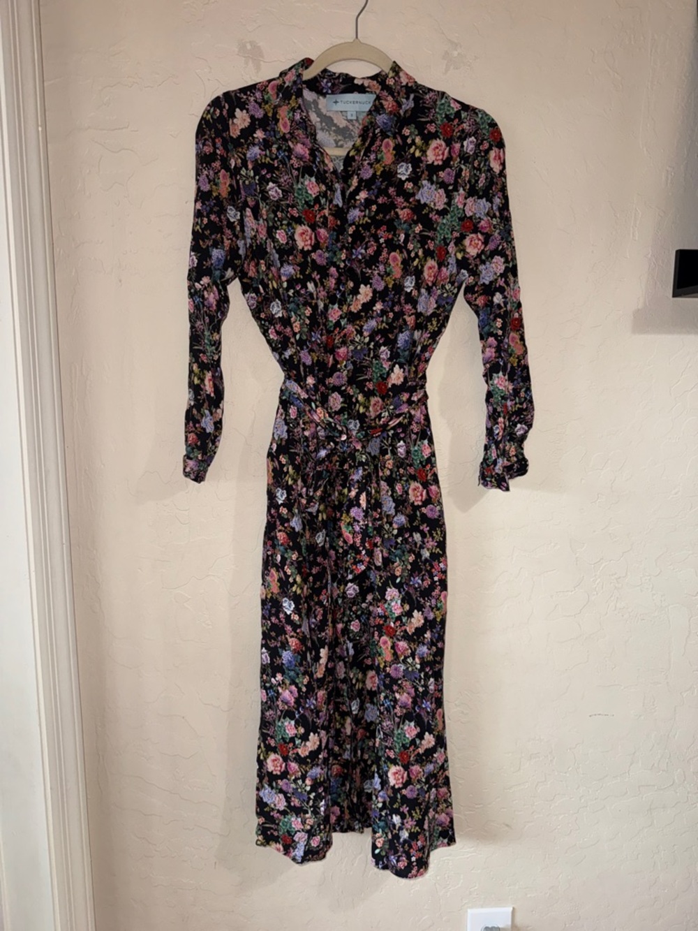 Tuckernuck Women's Floral Midi Garden Button-Down Shirt Dress size small - Picture 1 of 10